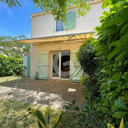 Pavillon 4/5 Pers. Avec Piscine A 1,4 Km De La Belesbat, Vincent Sur Jard - Fr-1-357-327 Сasa de vacaciones *